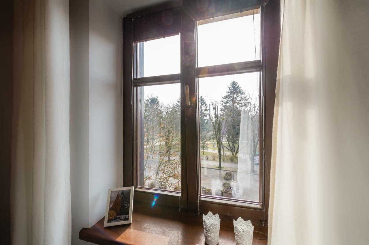 Apartamenty Zdrojowa تشيخوتشينيك المظهر الخارجي الصورة